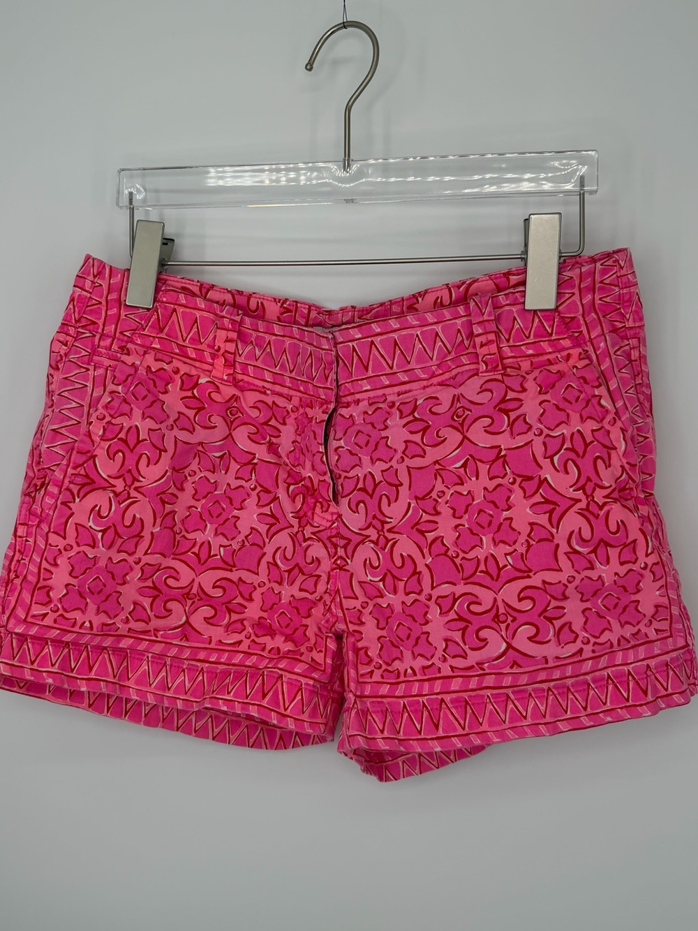 Vineyard Vines, Hot Pink Patterned Shorts, Size 4